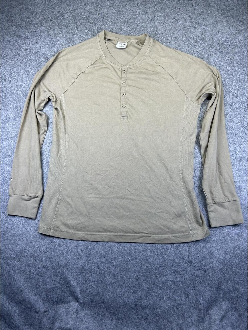 Gymshark Men's Long Sleeve Henley Size Large Oatmeal Tan Athletic Shirt